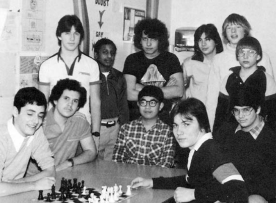 Club d’échecs du lycée Gateway, 1981. C’est moi en haut à gauche.